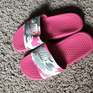 Nike Benassi Jdi Camouflage Print Sandals Slide sz 7
